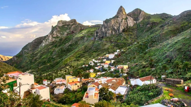 Hermigua en La Gomera / TURISMO DE LA GOMERA Hermigua en La Gomera / TURISMO DE LA GOMERA
