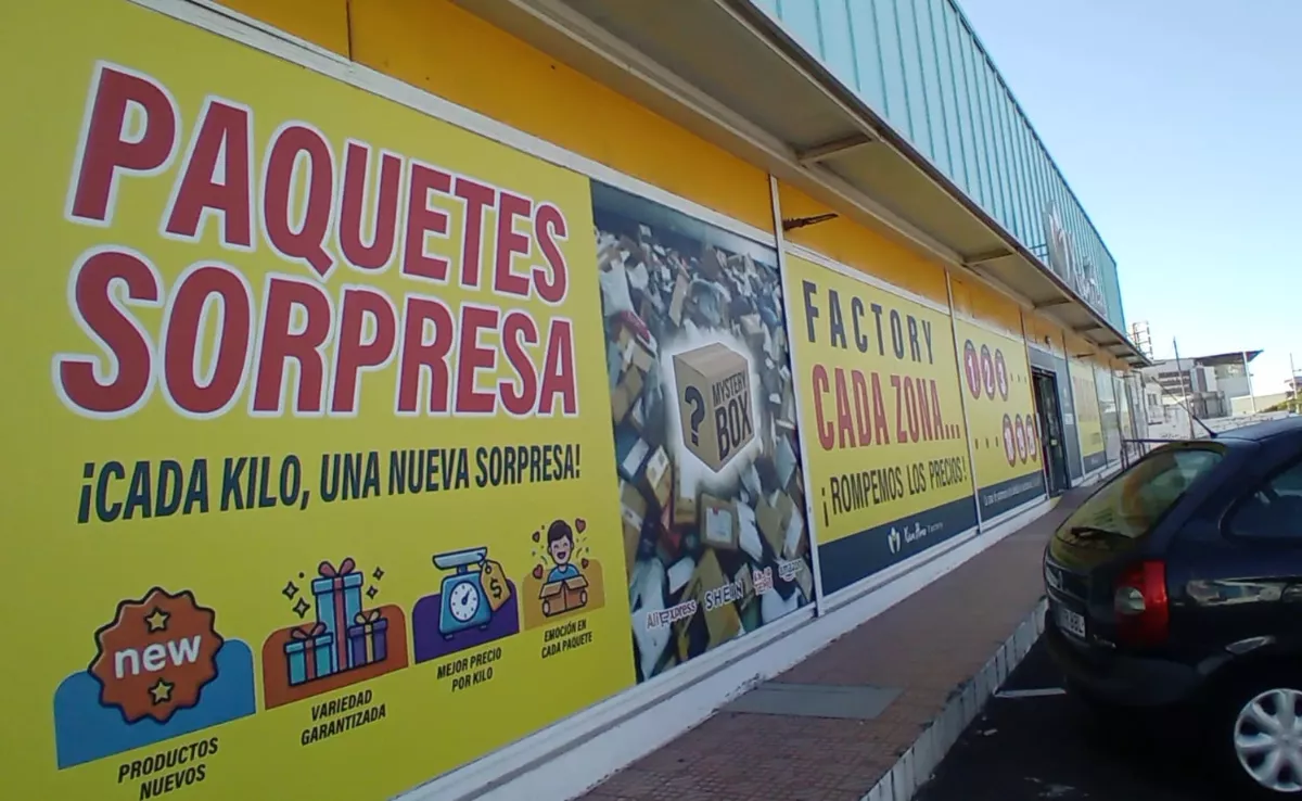 Imagen del exterior de la tienda que vende estos paquetes sorpresa / ATLÁNTICO HOY