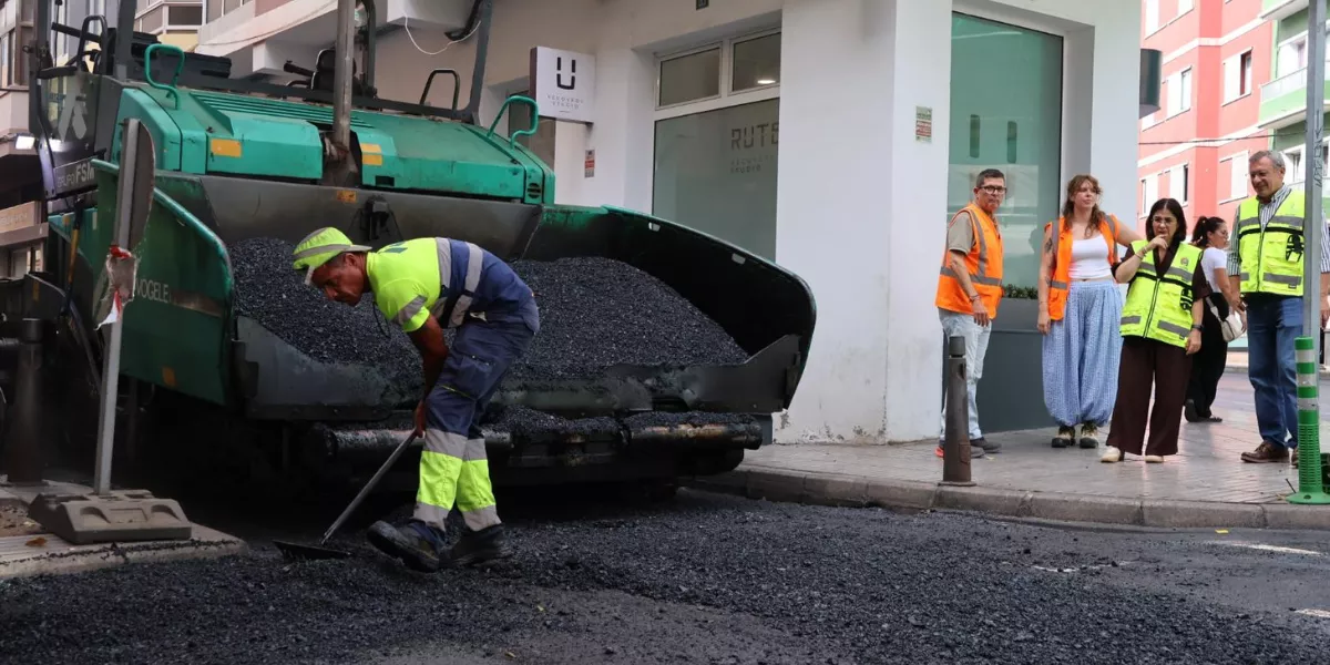 Imagen del asfaltado en una de las calles de Las Palmas de Gran Canarias  AYUNTAMIENTO DE LAS PALMAS