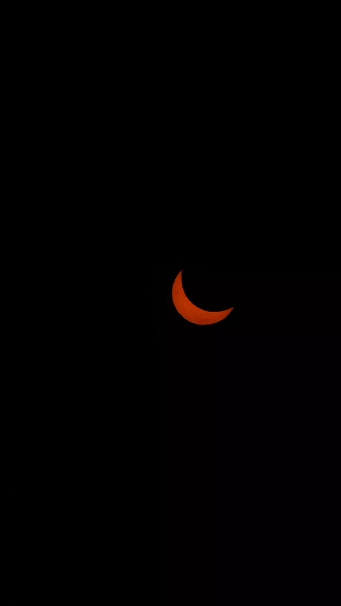 Imagen del eclipse solar desde el Observatorio del Teide./ Pedro Yanes