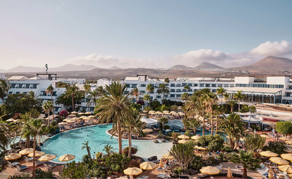  El Hotel Seaside Los Jameos Playa, uno de los establecimientos que ha iniciado los trámites para utilizar sistemas de geotermia / AH