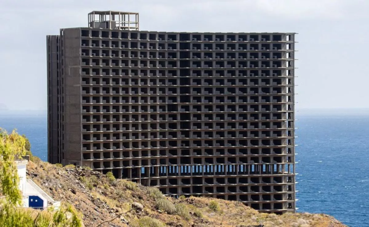 Edificio abandonado de Añaza |RTVC