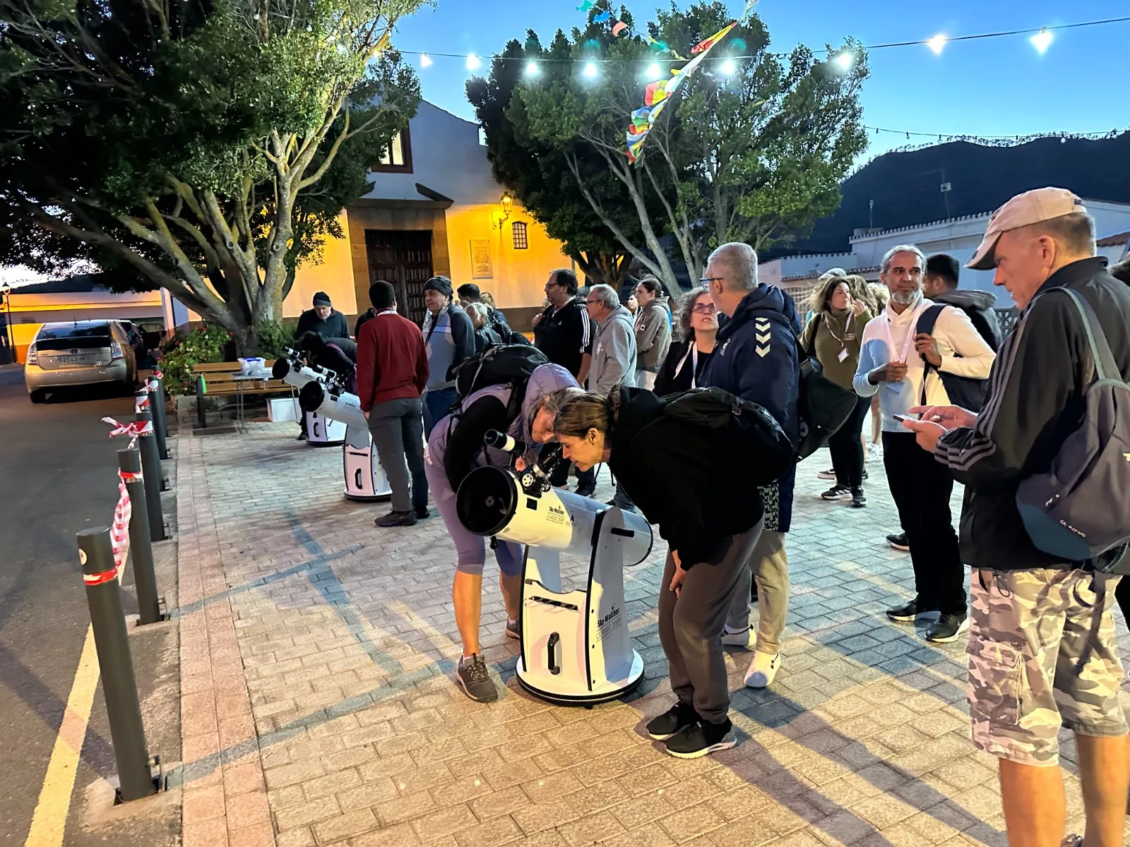 Actividad de observación de la Asociación Astronómica y Educativa de canarias Henrietta Swan Leavitt en la Mesa de Acusa. CEDIDA