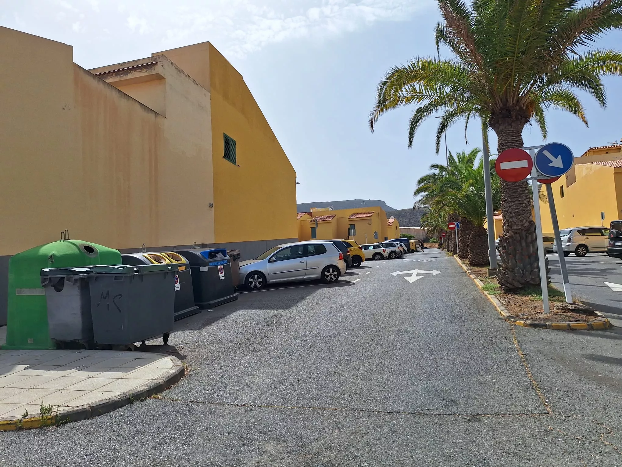 El PSOE denuncia el abandono de las viviendas de Taya y reclama mejoras urgentes en Gáldar. AH
