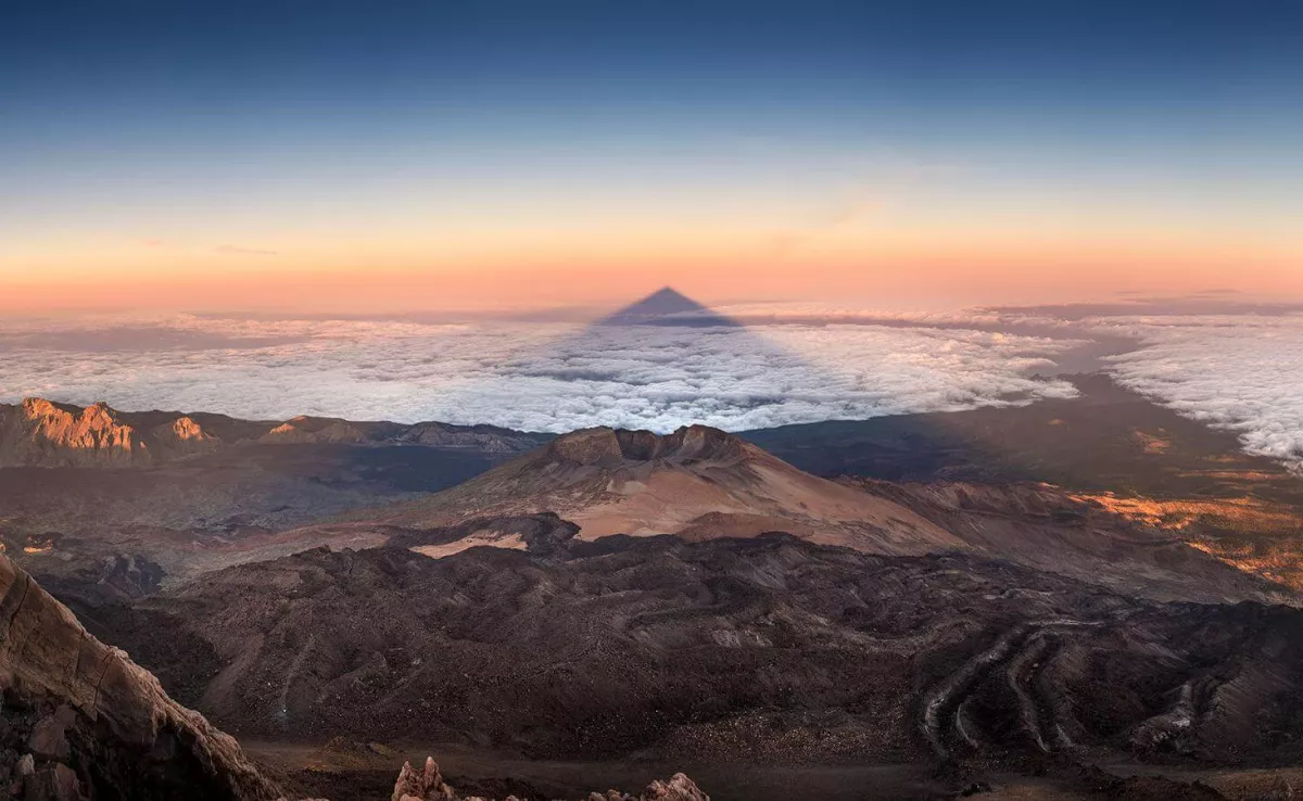 Amanecer desde El Teide / HOLA ISLAS CANARIAS