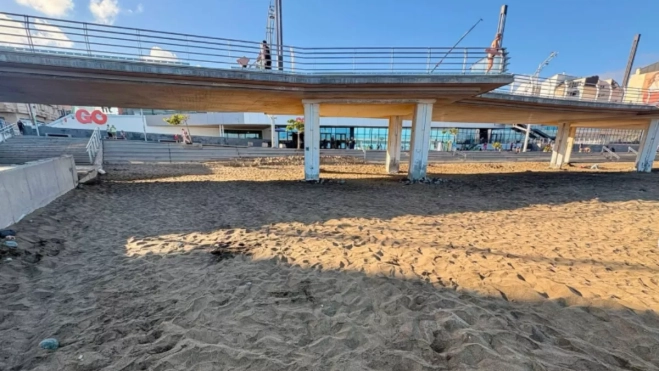La misma intervención en la zona del Go Fit vista desde el mar hacia la playa. / CIUDAD DE MAR La misma intervención en la zona del Go Fit vista desde el mar hacia la playa. / CIUDAD DE MAR