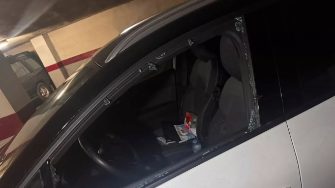 Robo y rotura de ventanilla en un vehículo dentro de un garaje privado Robo y rotura de ventanilla en un vehículo dentro de un garaje privado