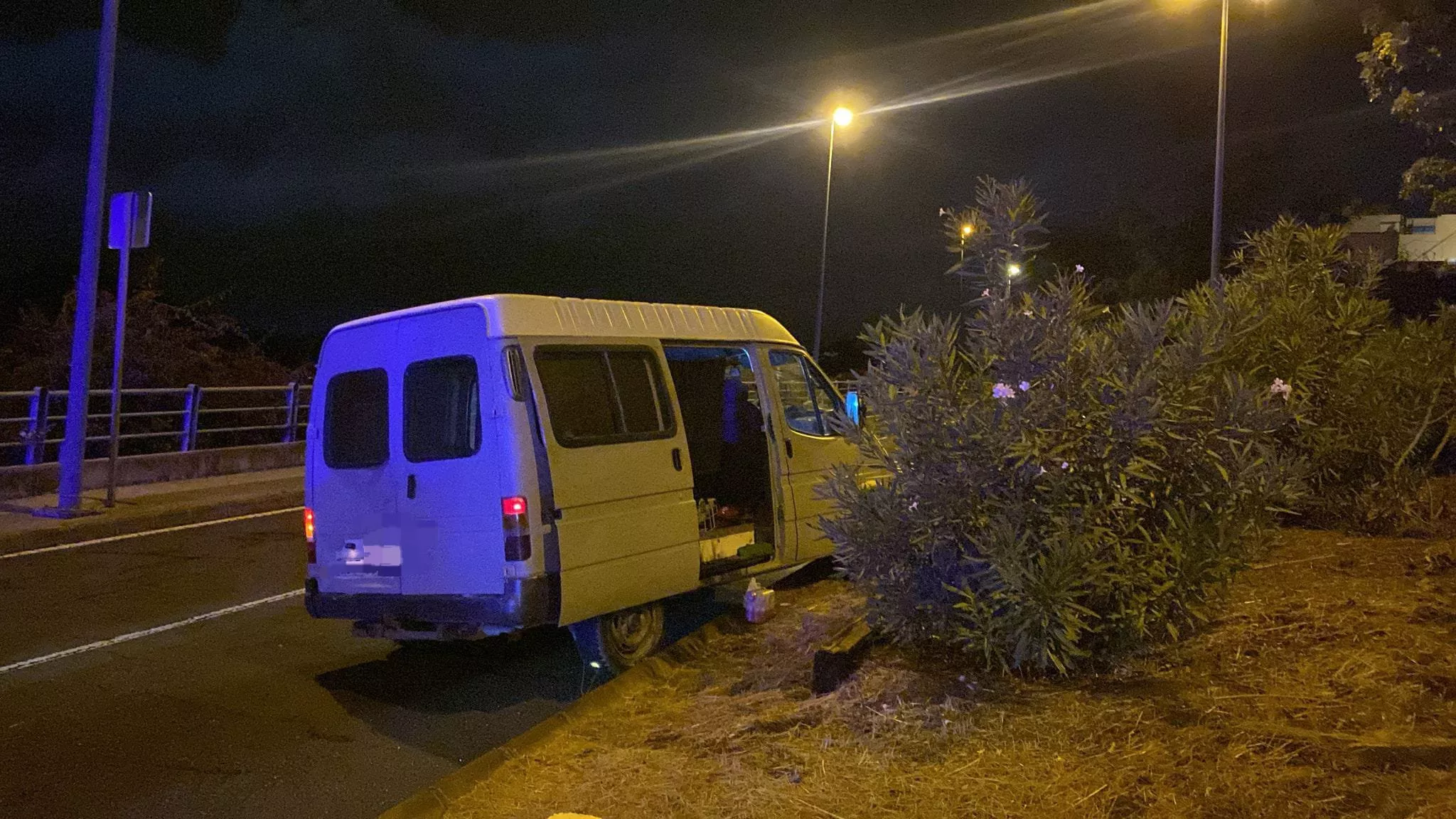 Uno de los vehículos robados encontrados por la Policía Local. POLICIA LPA