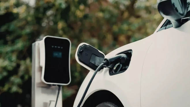 Imagen de un coche eléctrico / CANVA Imagen de un coche eléctrico / CANVA