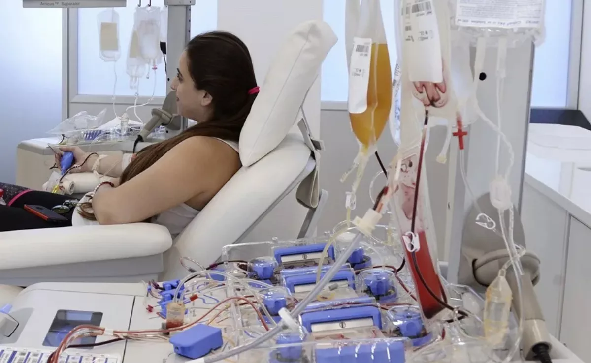 Imagen de una donante de sangre / EFE