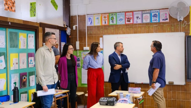 Visita a un colegio de la capital / AYUNTAMIENTO DE SANTA CRUZ DE TENERIFE Visita a un colegio de la capital / AYUNTAMIENTO DE SANTA CRUZ DE TENERIFE