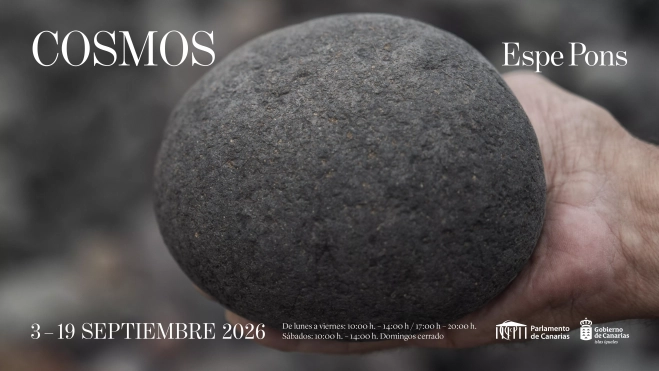 El Parlamento de Canarias inaugura ‘Cosmos’, una exposición sobre los menores robados. AH
