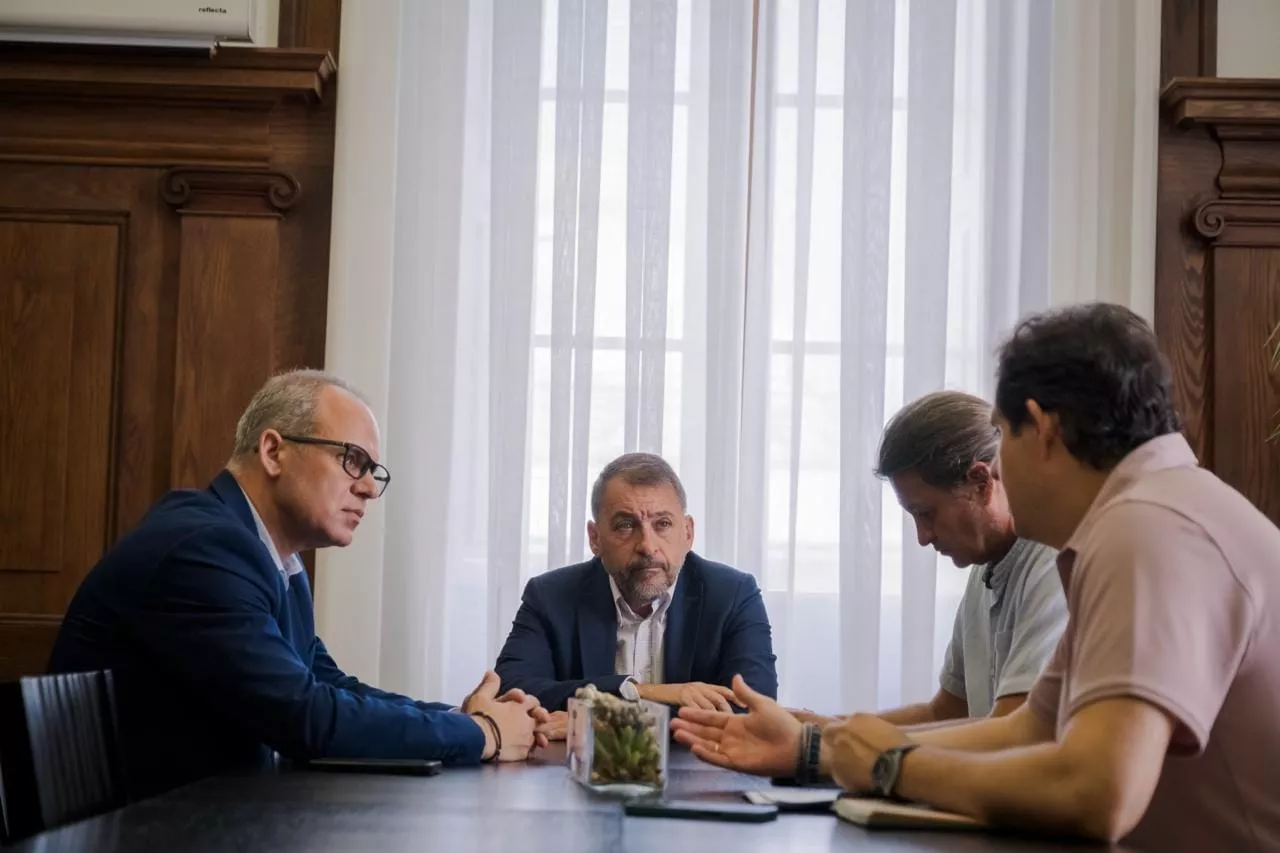 Reunión del Ayuntamiento de Santa Cruz de Tenerife con la Dirección General de Costas. / CEDIDA