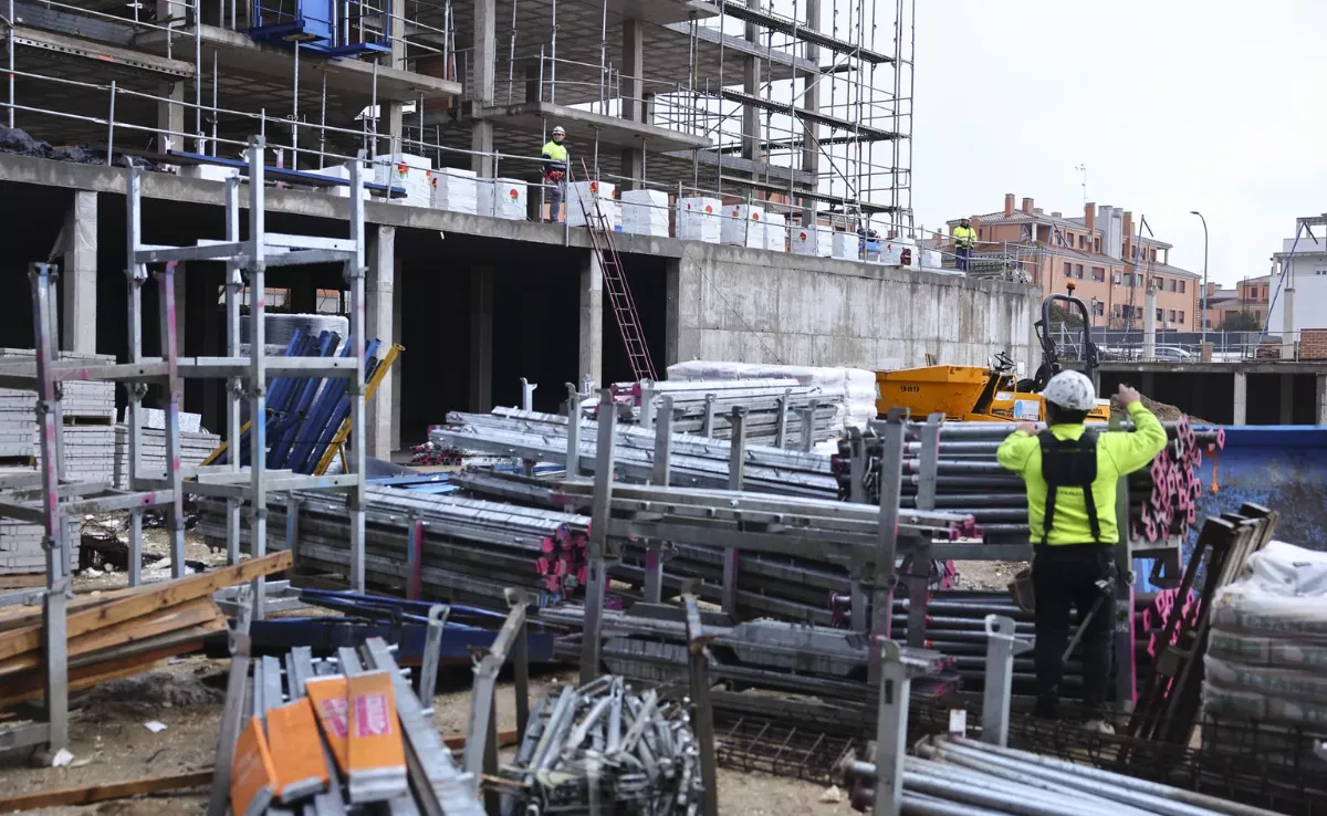 Imagen de una vivienda en construcción / EFE