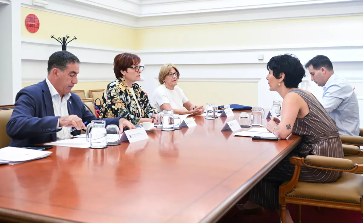 Encuentro con la ministra de Inclusión, Seguridad Social y Migraciones / GOBIERNO DE CANARIAS