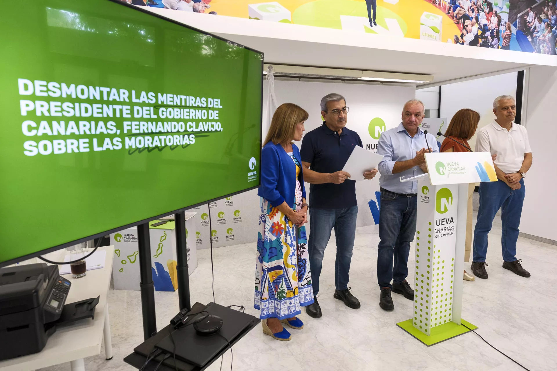 Nueva Canarias ha instado este lunes al Gobierno canario de CC y PP a detallar los criterios por los que ha pagado 500 millones por la moratoria turística. EFE