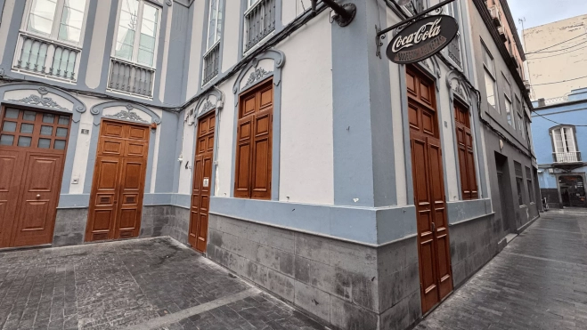 Trasera del Bodegón que da a la Plaza de Lagunetas. / AH Trasera del Bodegón que da a la Plaza de Lagunetas. / AH