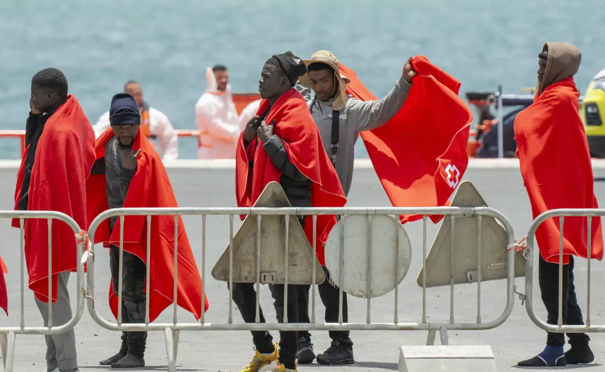 Rescate de unas personas migrantes en Lanzarote / EFE