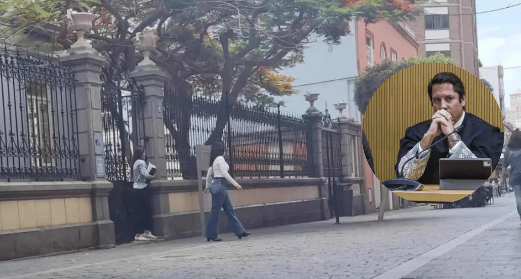Dos agentes de la Policía Nacional adscritas a la UDEF salen de la sede de la Sociedad de Promoción con varios expedientes relevantes para la investigación. En la imagen interior, Javier Ródenas, fiscal delegado de Anticorrupción de Las Palmas. / AH