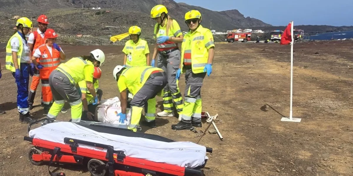 Imagen del simulacro en el aeropuerto de El Hierro  SUC