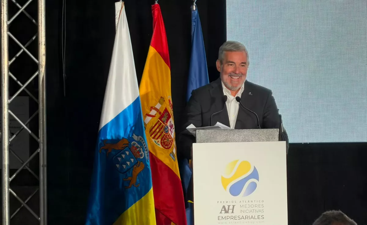 El presidente de Canarias, Fernando Clavijo, en los Premios Atlántico Hoy a las Mejores Iniciativas Empresariales 2026./ AH