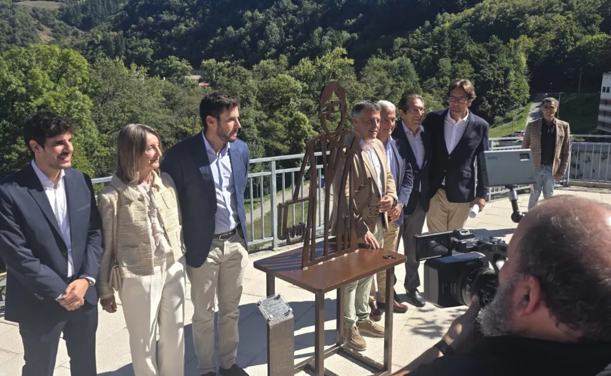 Inauguración de la calle en honor al magistrado del TSJ canario César García Otero / AH