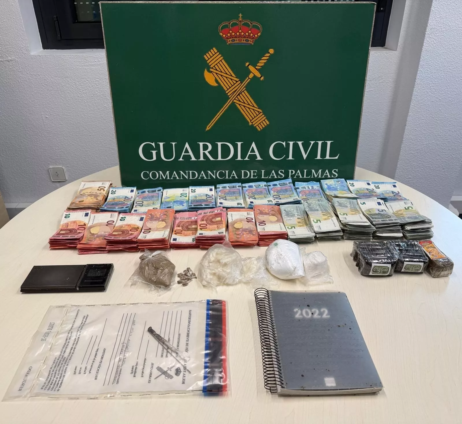 Material incautado por la Guardia Civil. CEDIDA
