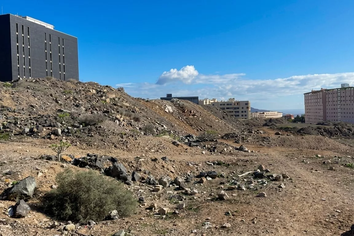 Parcela para el terreno de las 240 viviendas de Las Torres. AYUNTAMIENTO