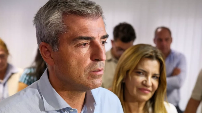 María Jesús Tovar junto a Manuel Domínguez / EFE María Jesús Tovar junto a Manuel Domínguez / EFE
