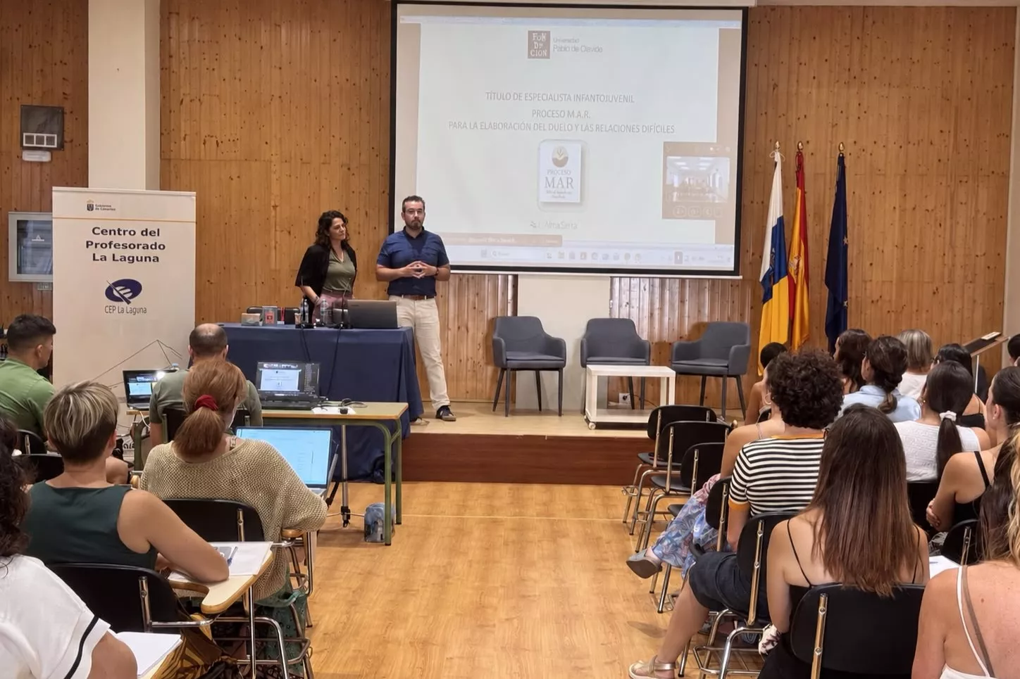 Educación refuerza la preparación de su personal de psicología para acompañar el duelo infantil