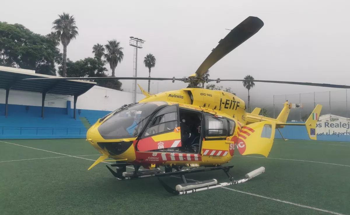 Imagen del helicóptero en el que se asistió al hombre / 112 CANARIAS
