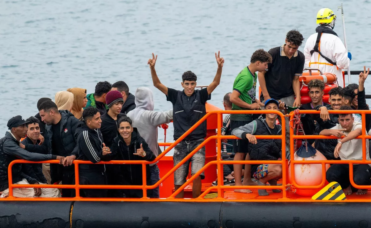 Migrantes rescatados en Lanzarote / EFE - ADRIEL PERDOMO