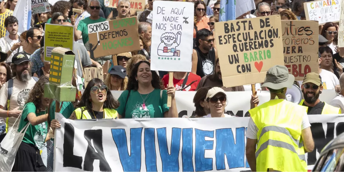 Imagen de una manifestación por la vivienda  EFE