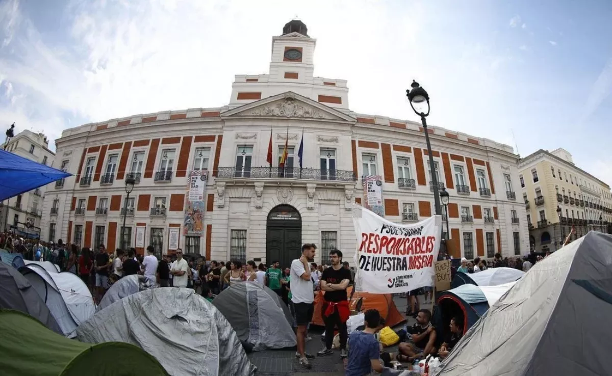 Acampada en la Plaza del Sol / EFE