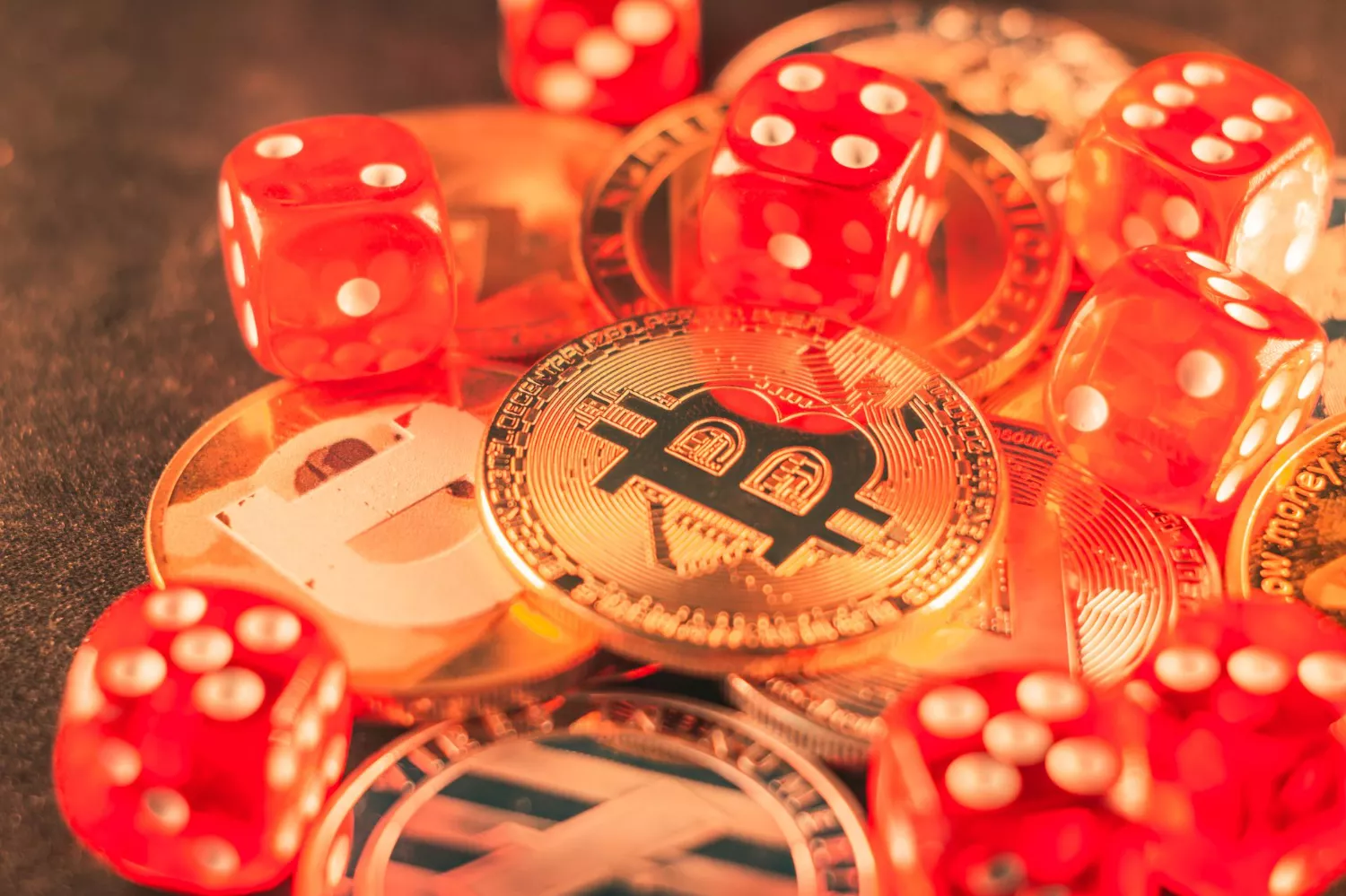 Dados de apuestas y criptomonedas