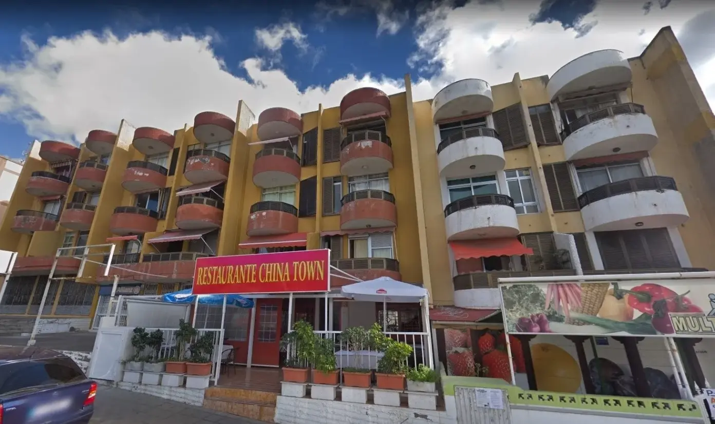 Edificio Dácil, en Bajamar. ARCHIVO