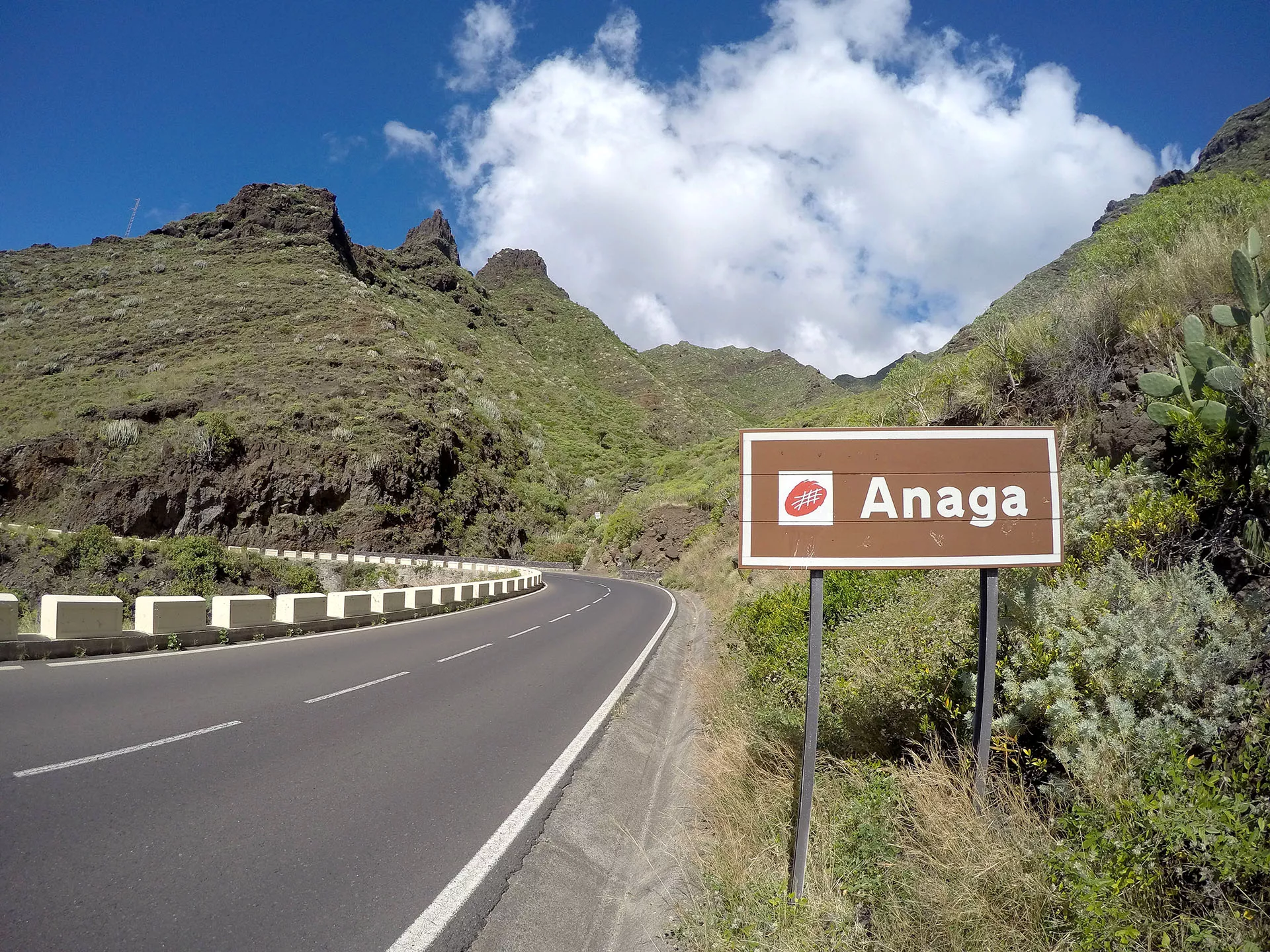 Imagen de una carretera de Anaga. / CABILDO DE TENERIFE