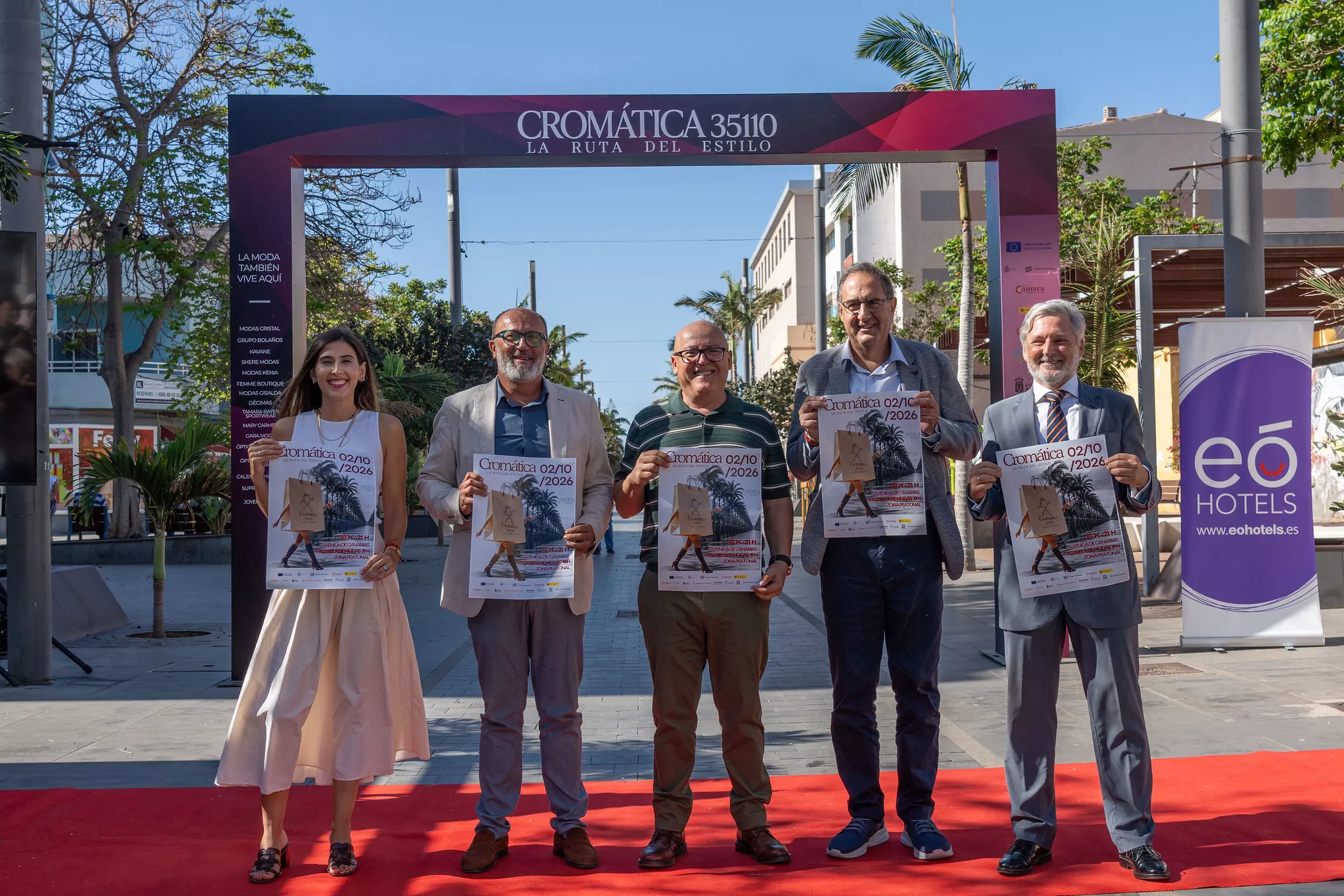 CROMÁTICA 35110 transforma la Avenida de Canarias en un gran escaparate comercial. CEDIDA