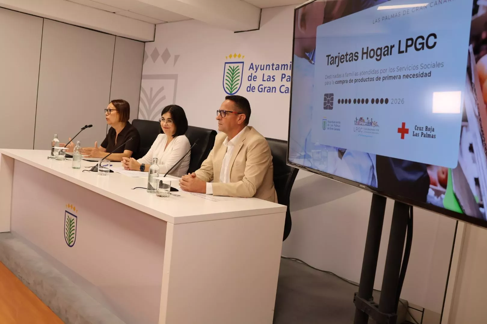 Rueda de prensa de la presentación de las tarejtas prepago del Ayuntamiento de Las Palmas de Gran Canaria