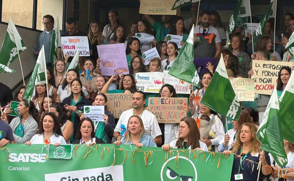 Imagen de una de las concentraciones de profesionales de la salud de Canarias / SATSE