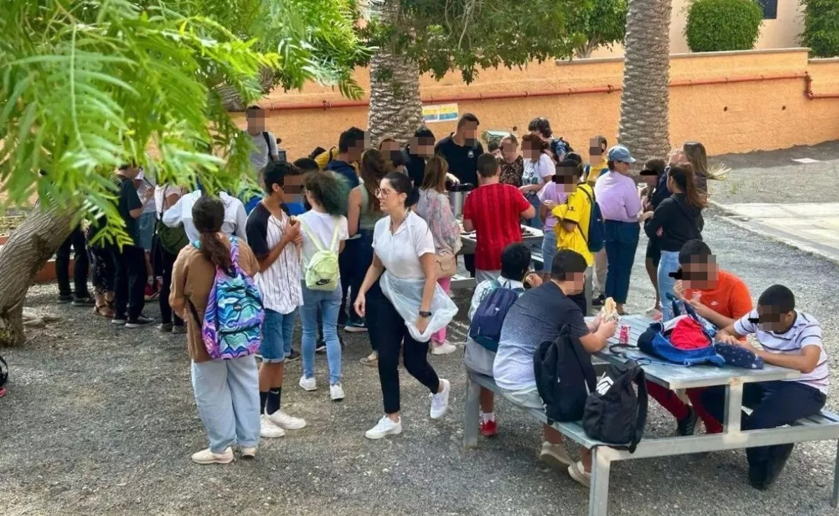 Alumnado de Aula Enclave durante una de las actividades escolares | GOBIERNODECANARIAS
