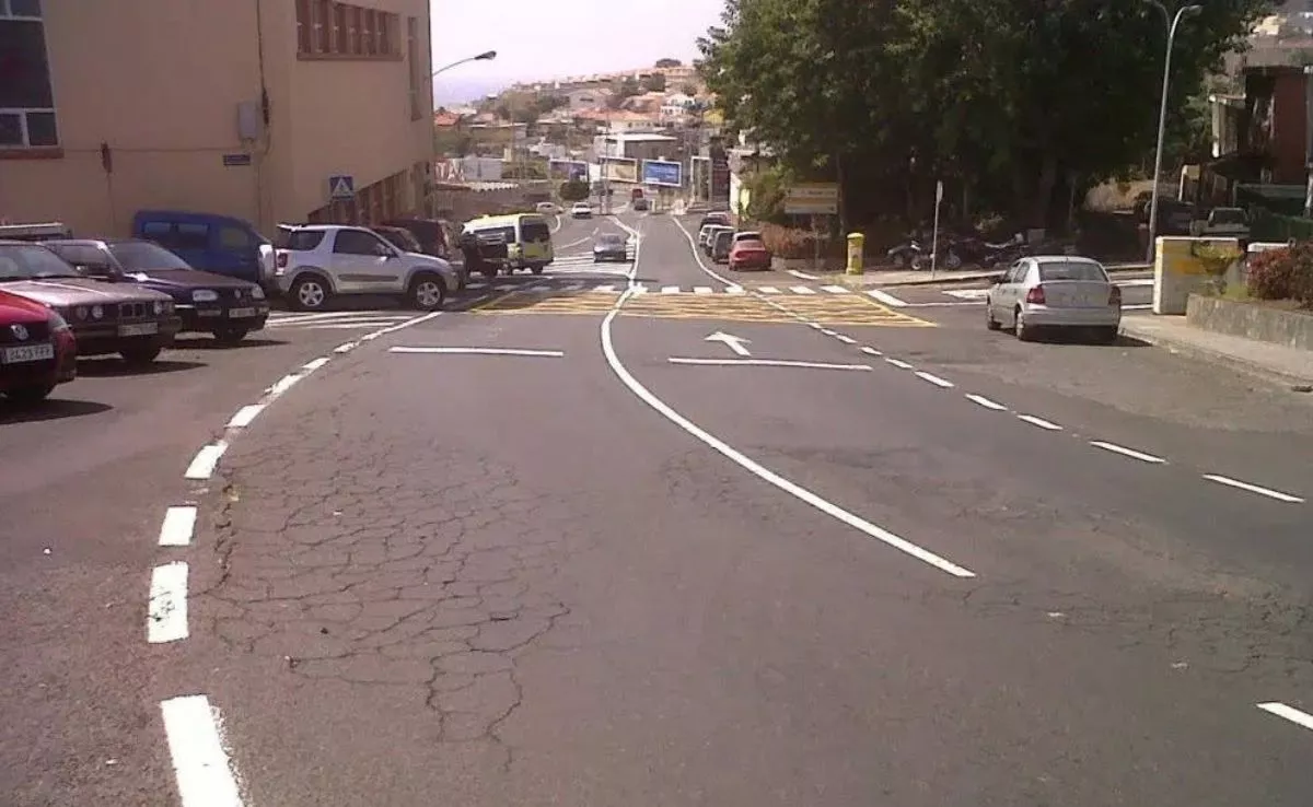 Carretera TF 180 entre Santa Cruz y La Laguna |CABILDODETENERIFE
