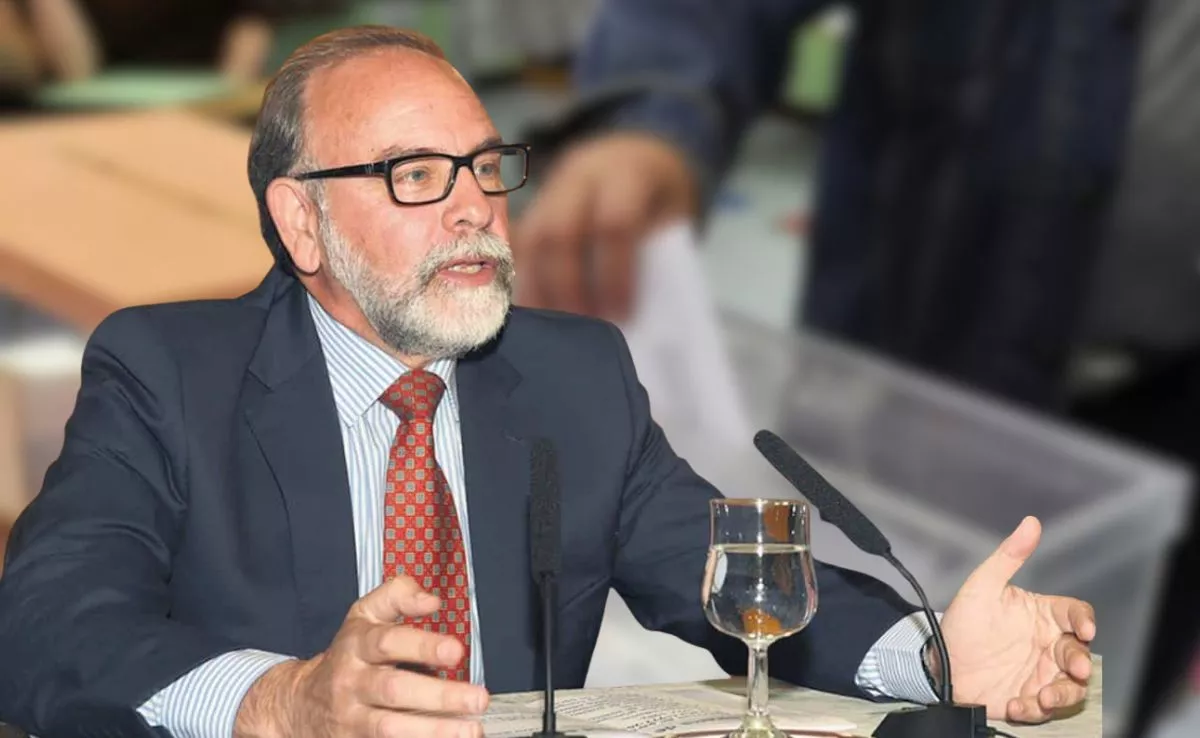 José Adrián García Rojas, politólogo |MONTAJEAH