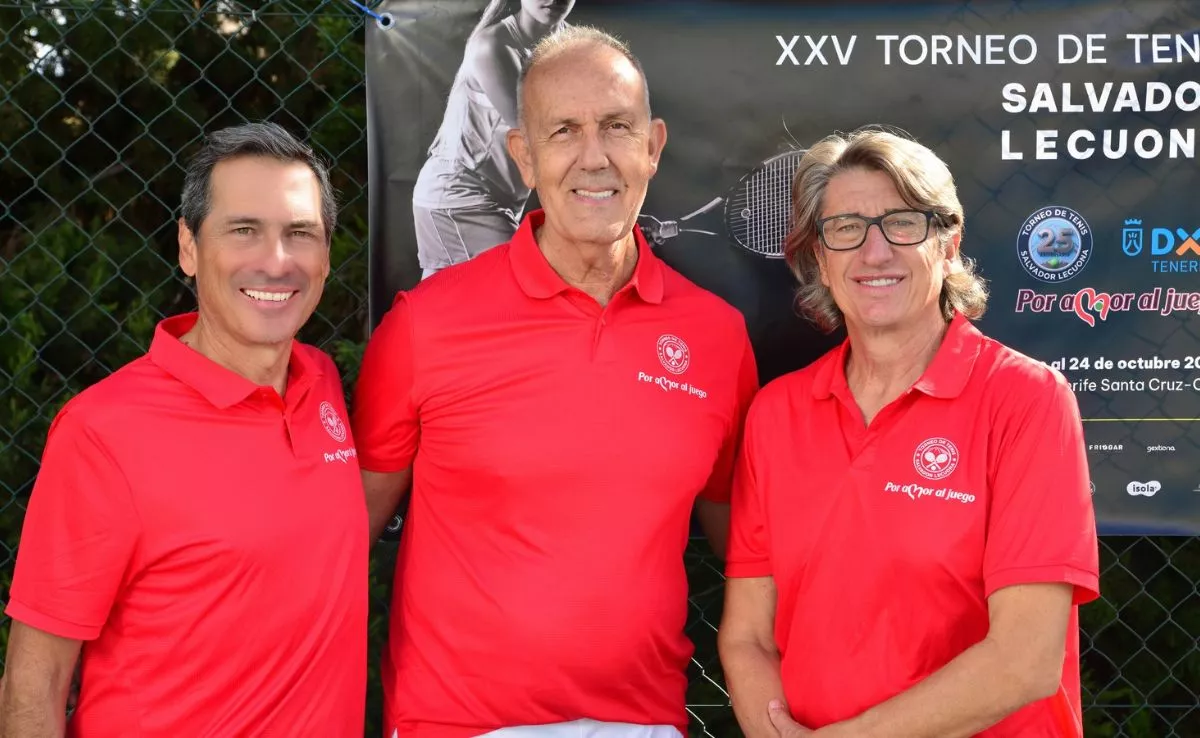 Ángel Rodríguez (i), Jorge Lecuona (c) y Juan Carlos Rivero (d)./ CEDIDA