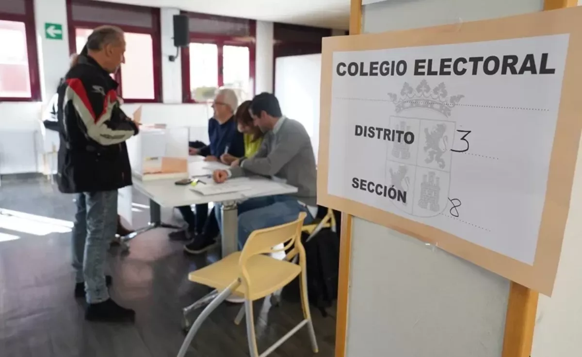 Imagen de un colegio electoral / EFE