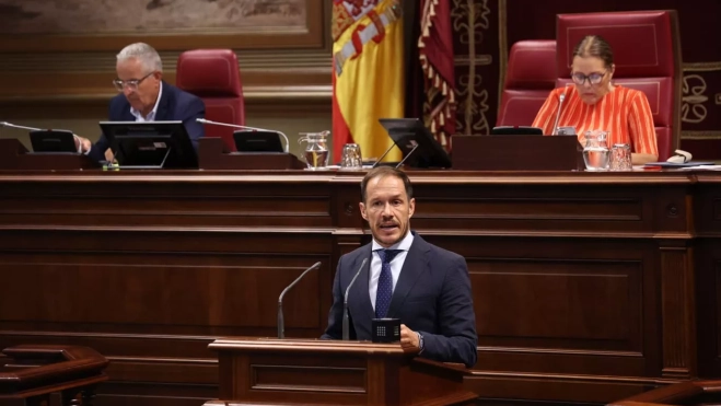 Imagen de Mariano Zapata durante la sesión plenaria./ Consejería de Transición Ecológica Imagen de Mariano Zapata durante la sesión plenaria./ Consejería de Transición Ecológica