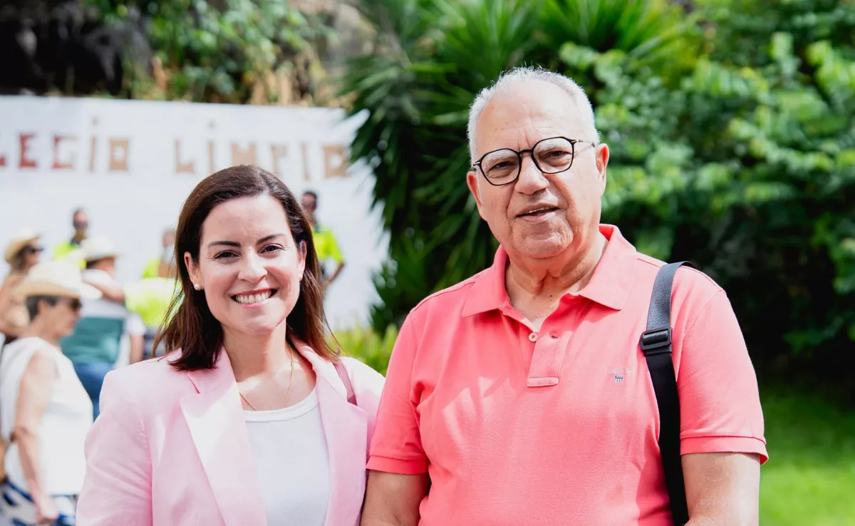 Yaiza Castilla (i) y Casimiro Curbelo (d)./ CEDIDA