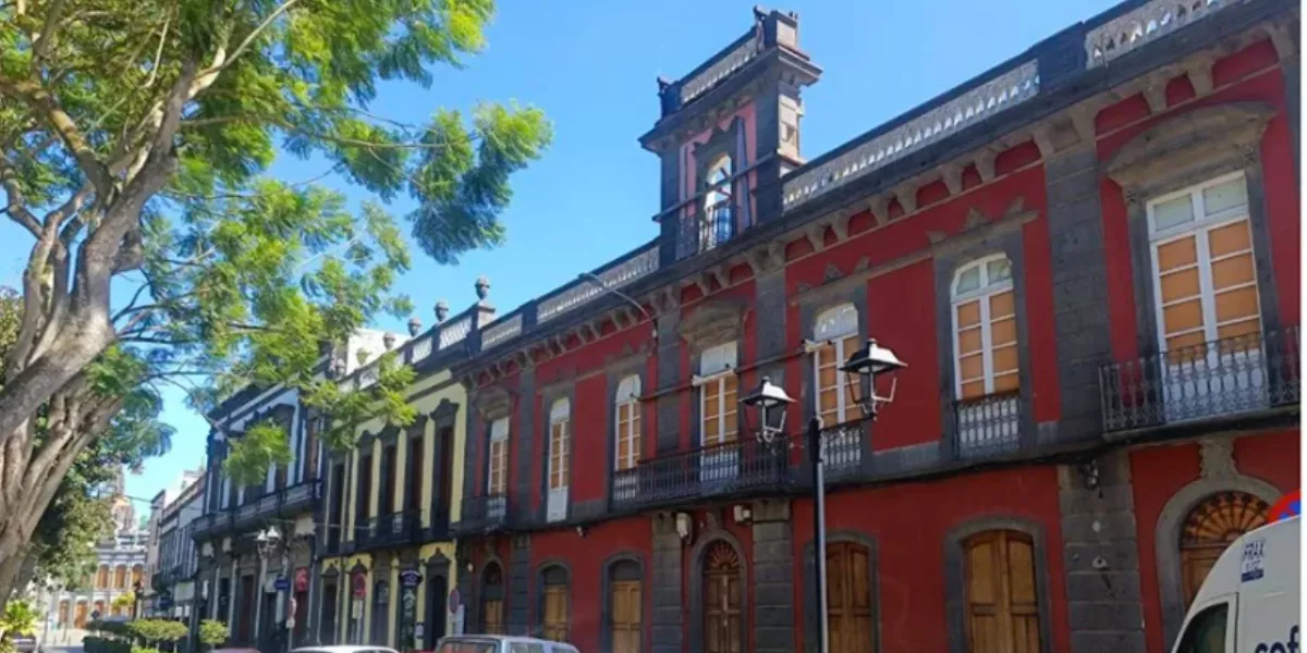 Imagen del antiguo casino de Arucas que se convertirá en un hotel / TMR
