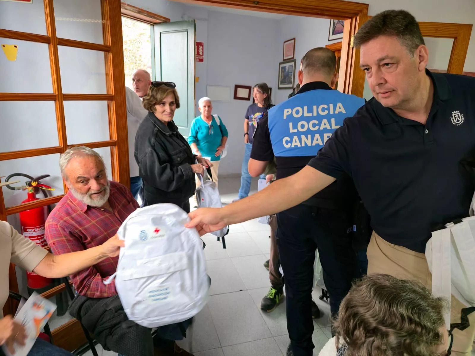 Formación a los vecinos de Guía de Isora con motivo del simulacro. / CABILDO DE TENERIFE 