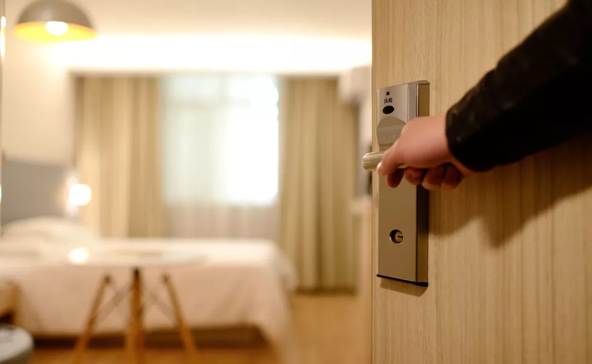 Imagen de una habitación de hotel / CANVA